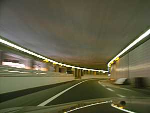 [ Tunnel ]